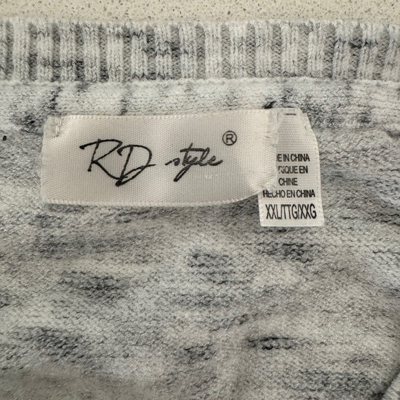 RD Style sweater, size XXL - Picture 7 of 8